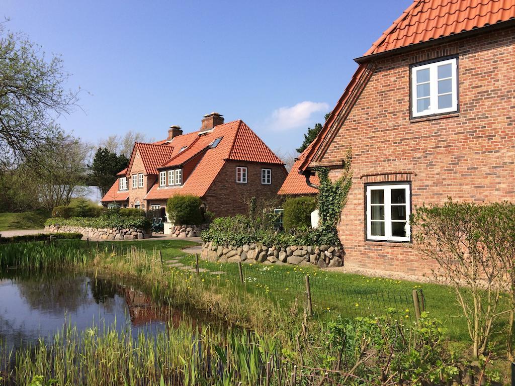 Ferienhaeuser Im Sylter Gartenweg Buitenkant foto